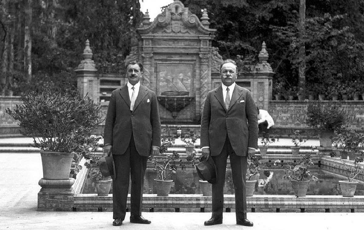 En este momento estás viendo Sevilla y Utrera celebran el 150 aniversario del nacimiento de los hermanos Álvarez Quintero