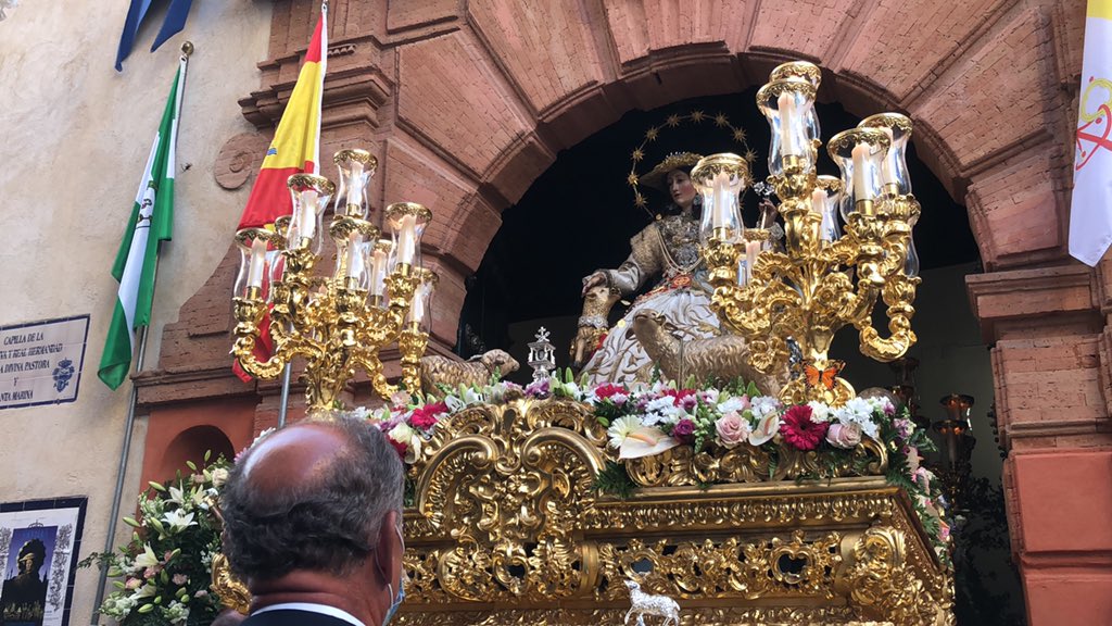 En este momento estás viendo Sevilla vive un fin de semana repleto de eventos de  culturales, turísticos y económicos y el regreso de las procesiones