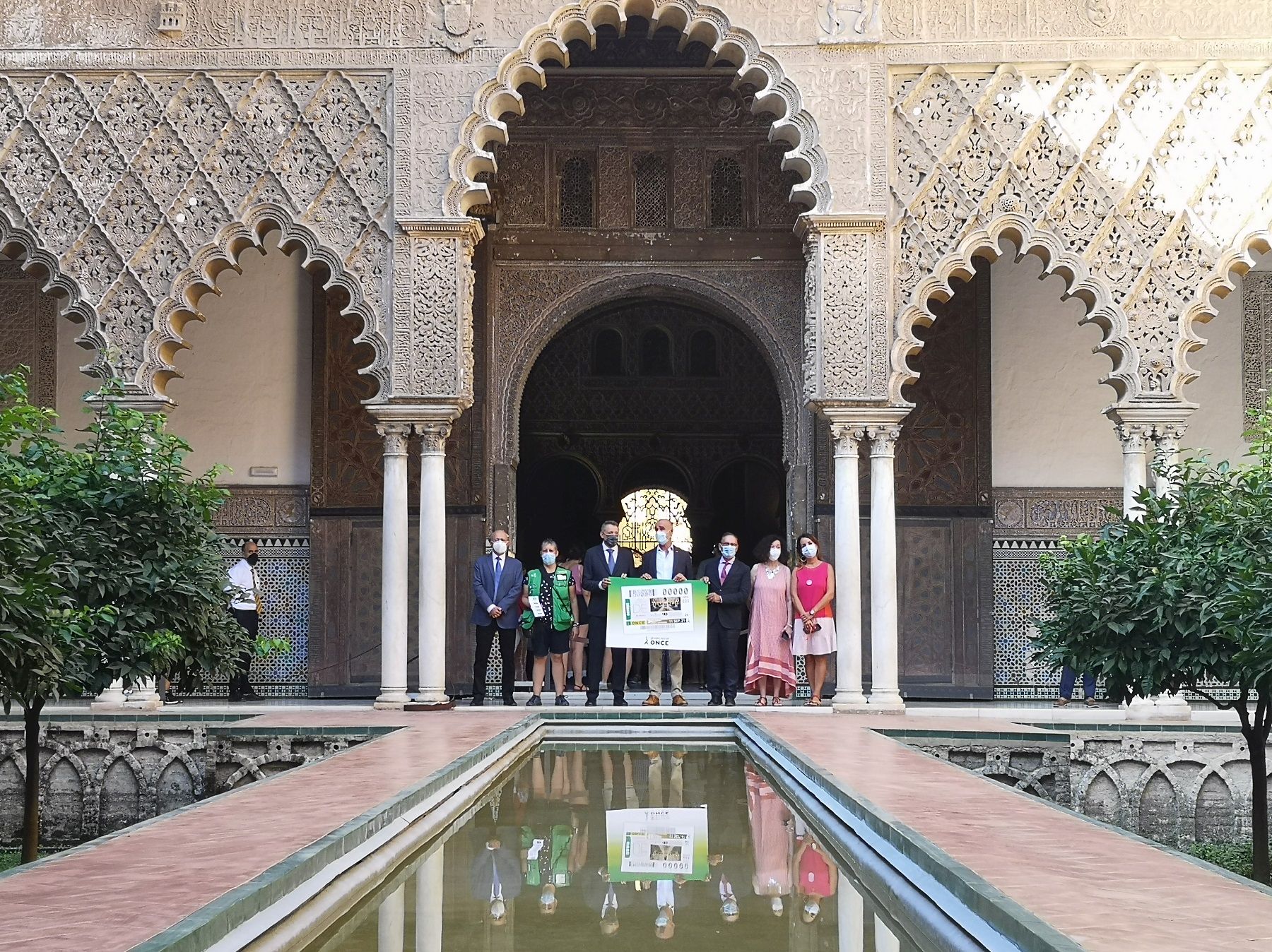 En este momento estás viendo La ONCE dedica su cupón de este sábado al 90 aniversario de la cesión del Real Alcázar a la ciudad de Sevilla