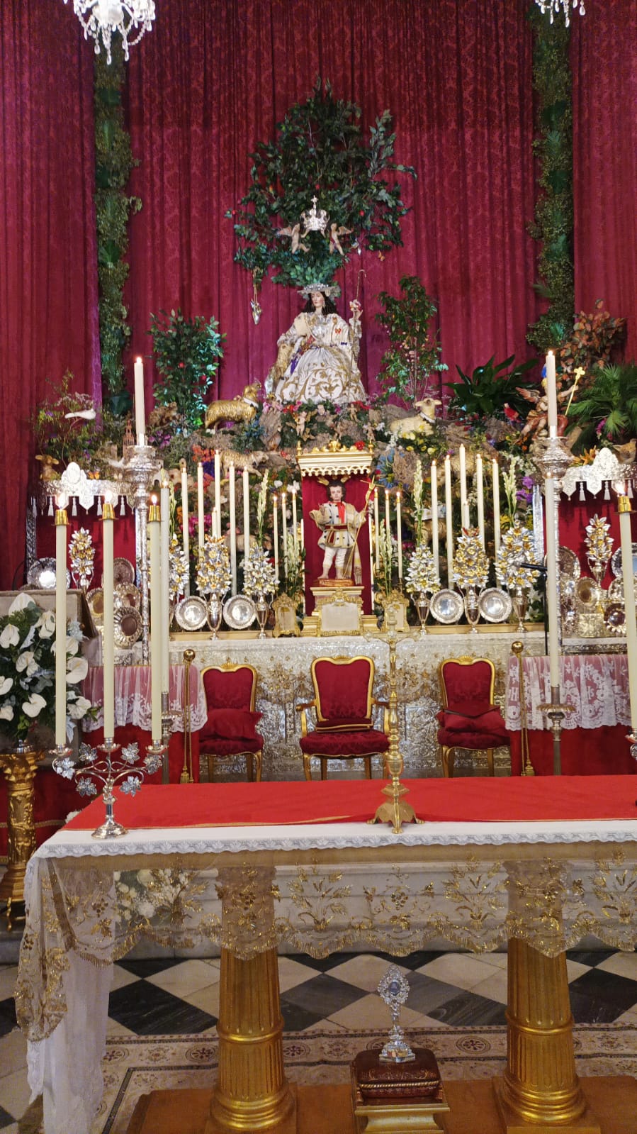 Las Pastoras de Triana y Santa Marina y la Virgen de La Luz procesionan este fin de semana