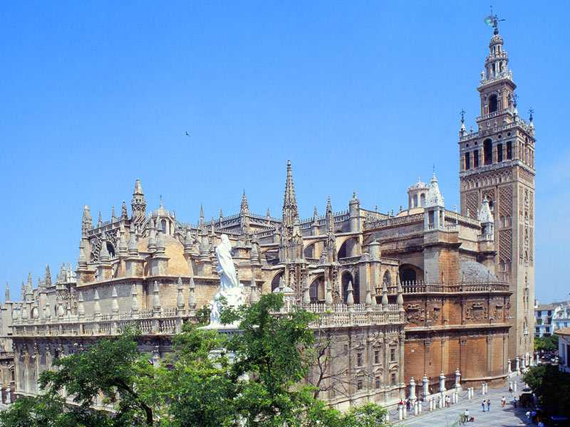 En este momento estás viendo La conservación preventiva en la Catedral de Sevilla, ejemplo de buenas prácticas en el ‘Libro Verde para la gestión sostenible del patrimonio cultural’