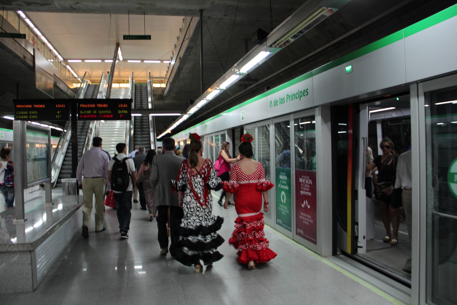 En este momento estás viendo Metro de Sevilla refuerza su operativo en la Feria con un servicio ininterrumpido del 13 al 21 de abril