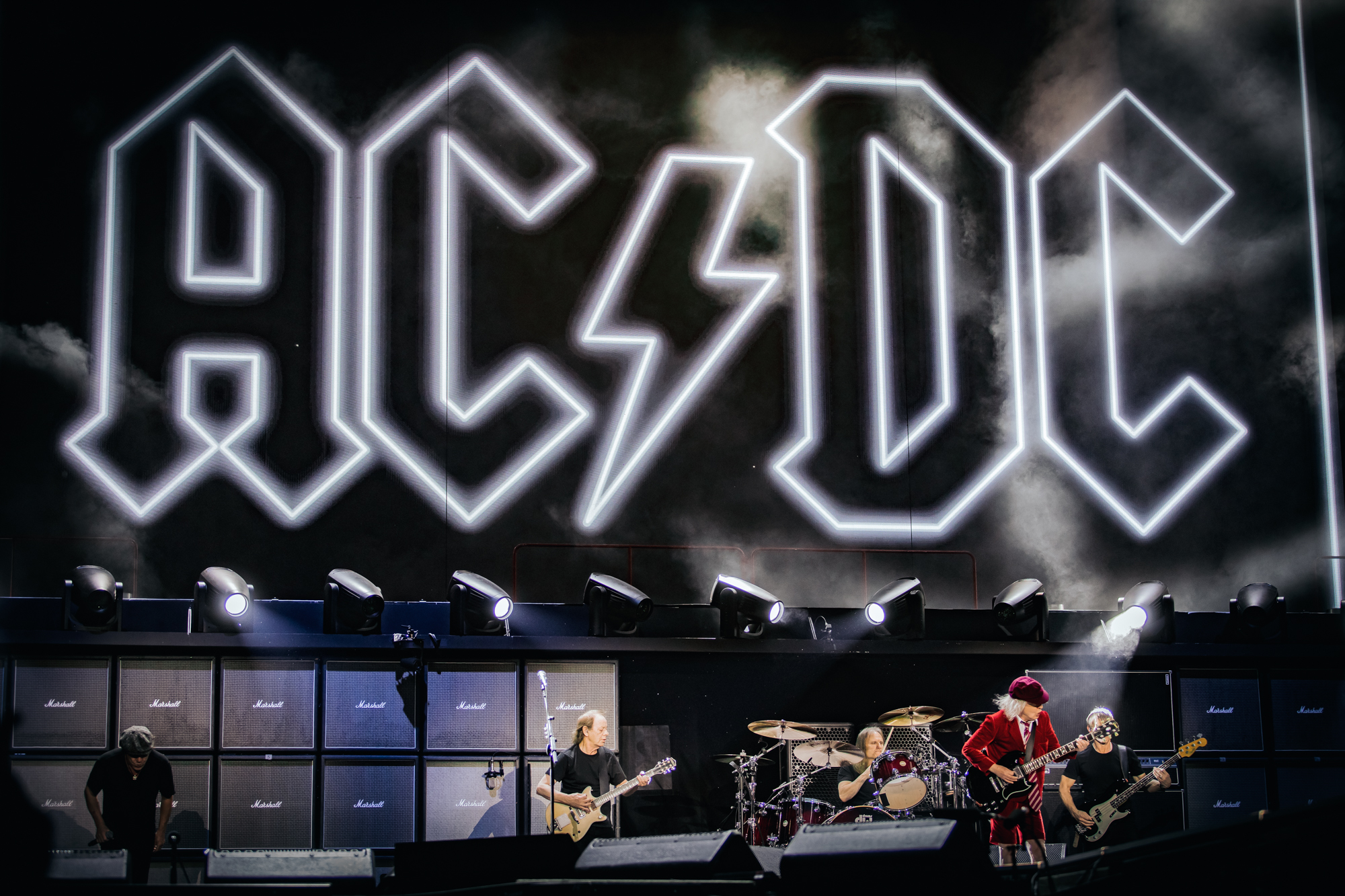 En este momento estás viendo Refuerzo de Tussam para el concierto de AC/DC