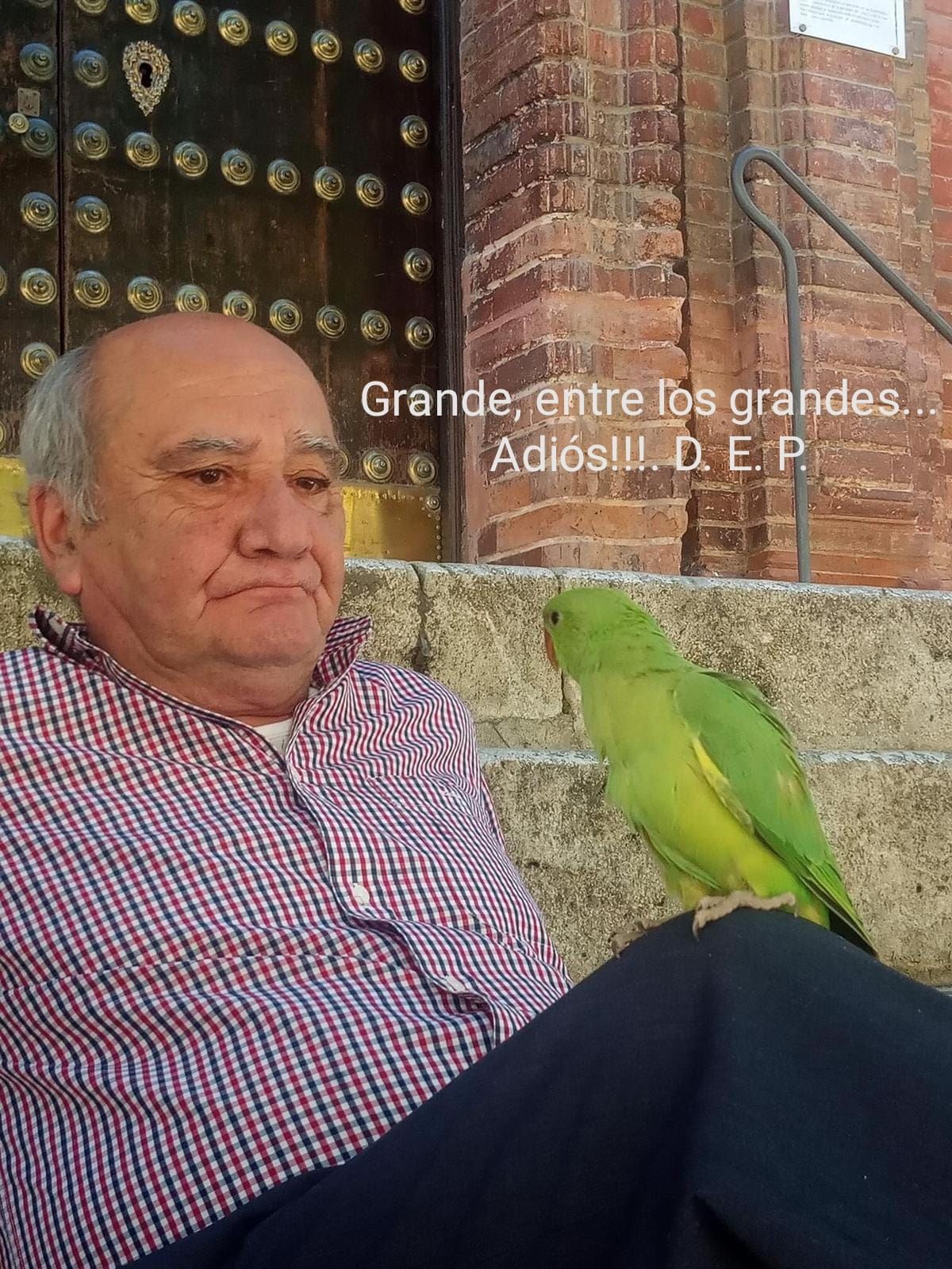 En este momento estás viendo Adiós al campanero del Salvador, Antonio Mendoza