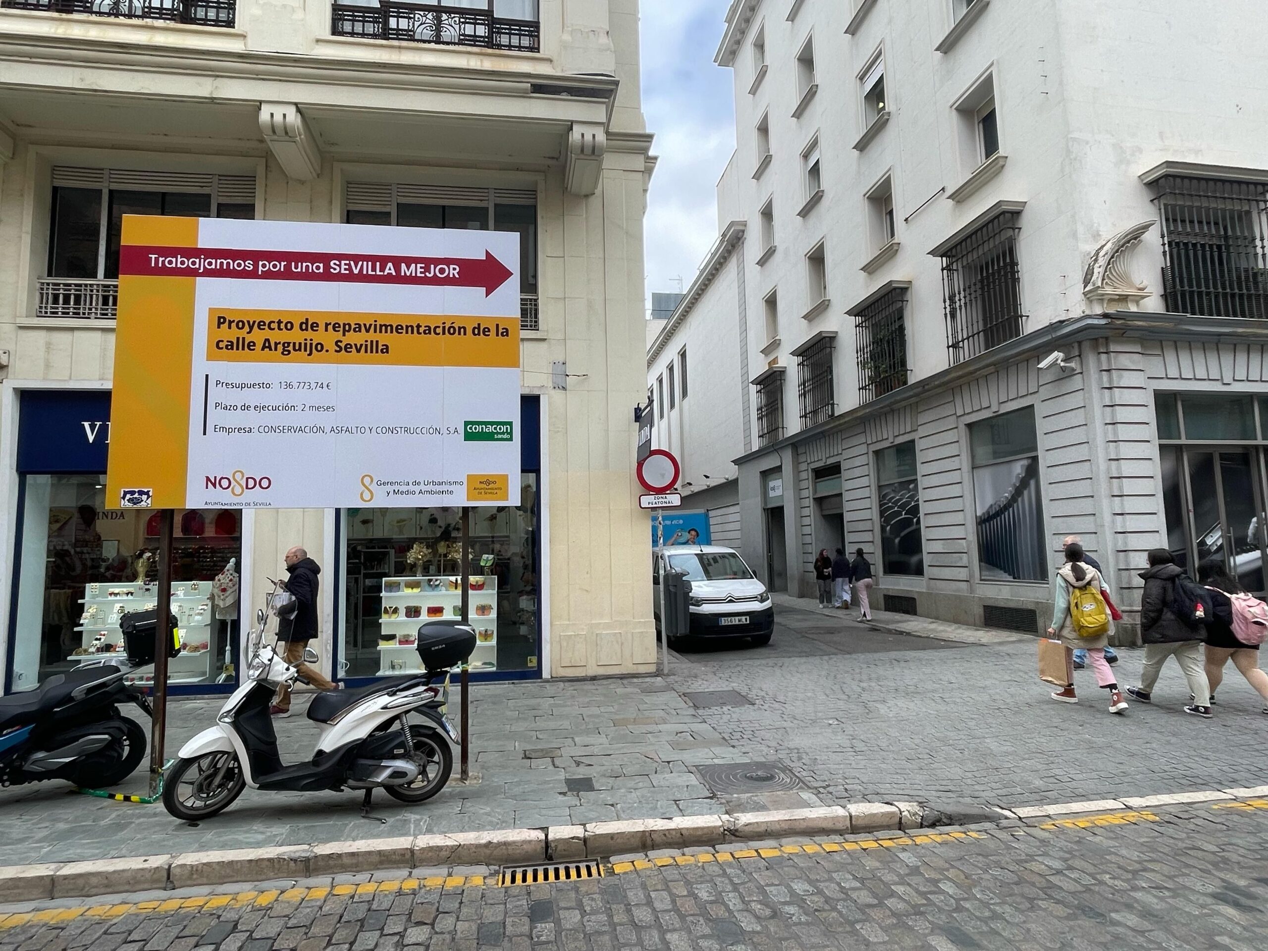 En este momento estás viendo La céntrica calle Arguijo será de plataforma única