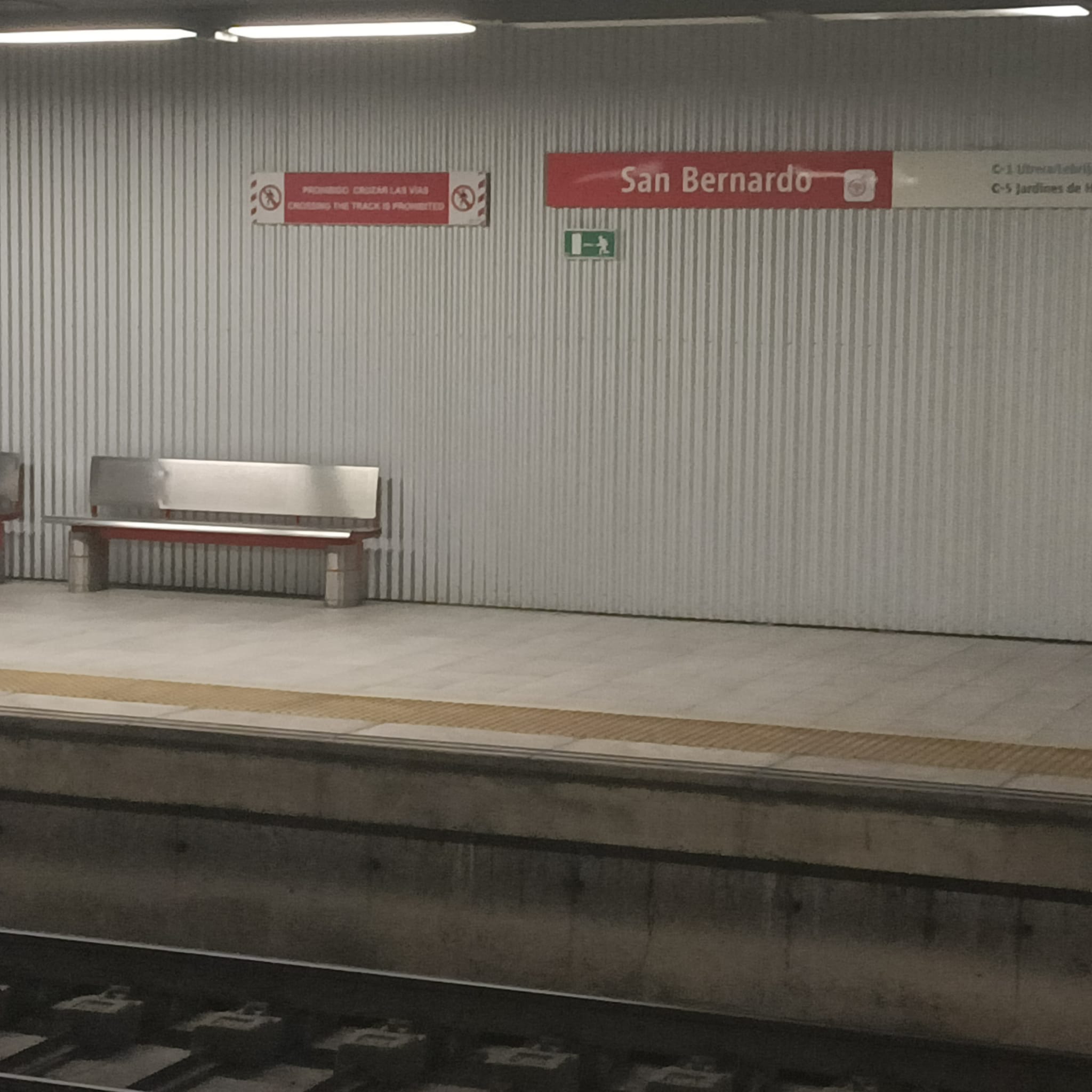 El Gobierno de España formaliza el contrato de reparación del túnel de San Bernardo