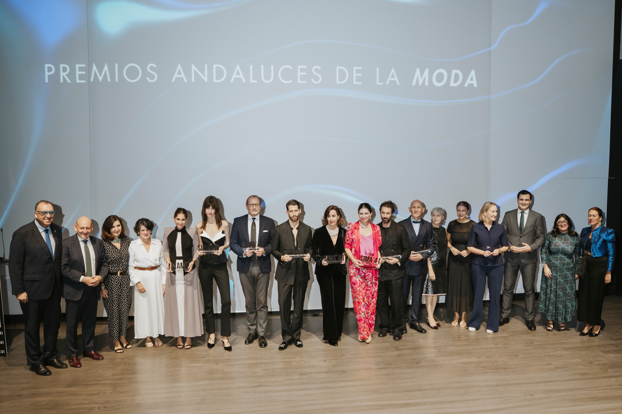 La moda andaluza celebra su gran noche en el Auditorio Global Omnium