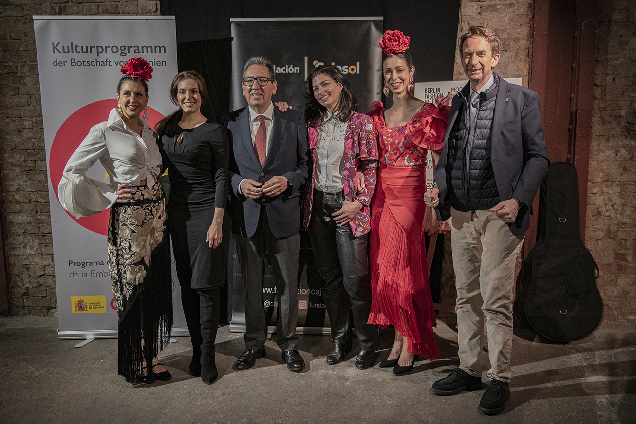 Turespaña apoya la presencia de la moda flamenca en la Berlin Fashion Week