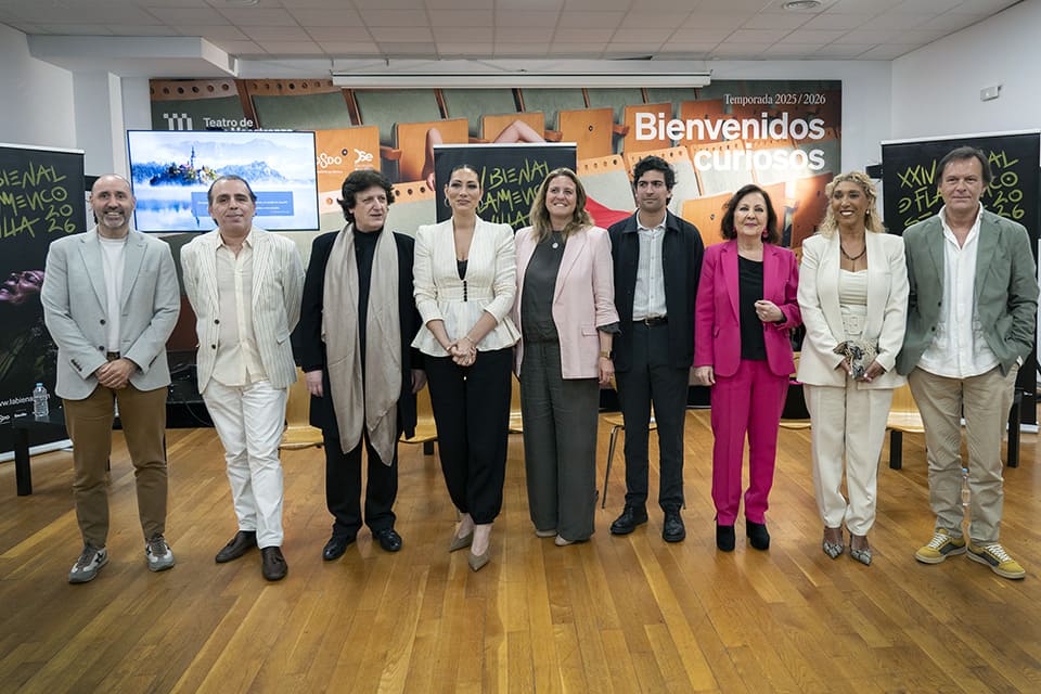 La Bienal viste de flamenco al Teatro de la Maestranza