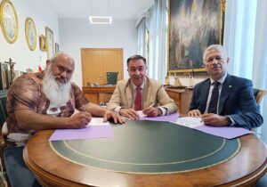 Lee más sobre el artículo Las Hermandades de la Macarena y de Santa Genoveva colaboran en la mejora de la accesibilidad de la Parroquia de Nuestra Señora del Rosario