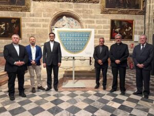 Lee más sobre el artículo La Virgen de los Reyes estrenará un nuevo manto  con motivo del 125 aniversario de su coronación