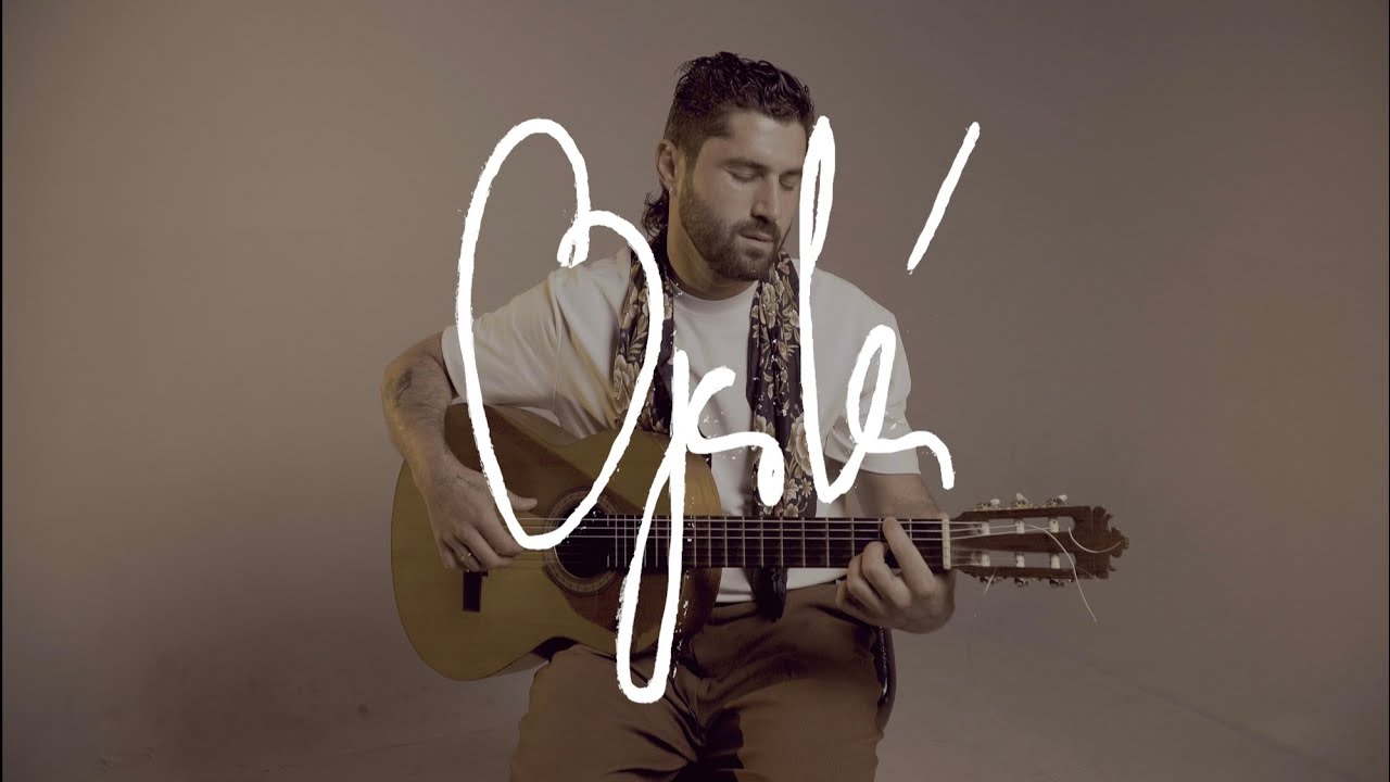 Alejandro Astola llega con ‘Mi guitarra y yo 2.0’ a Icónica Santalucía Sevilla Fest